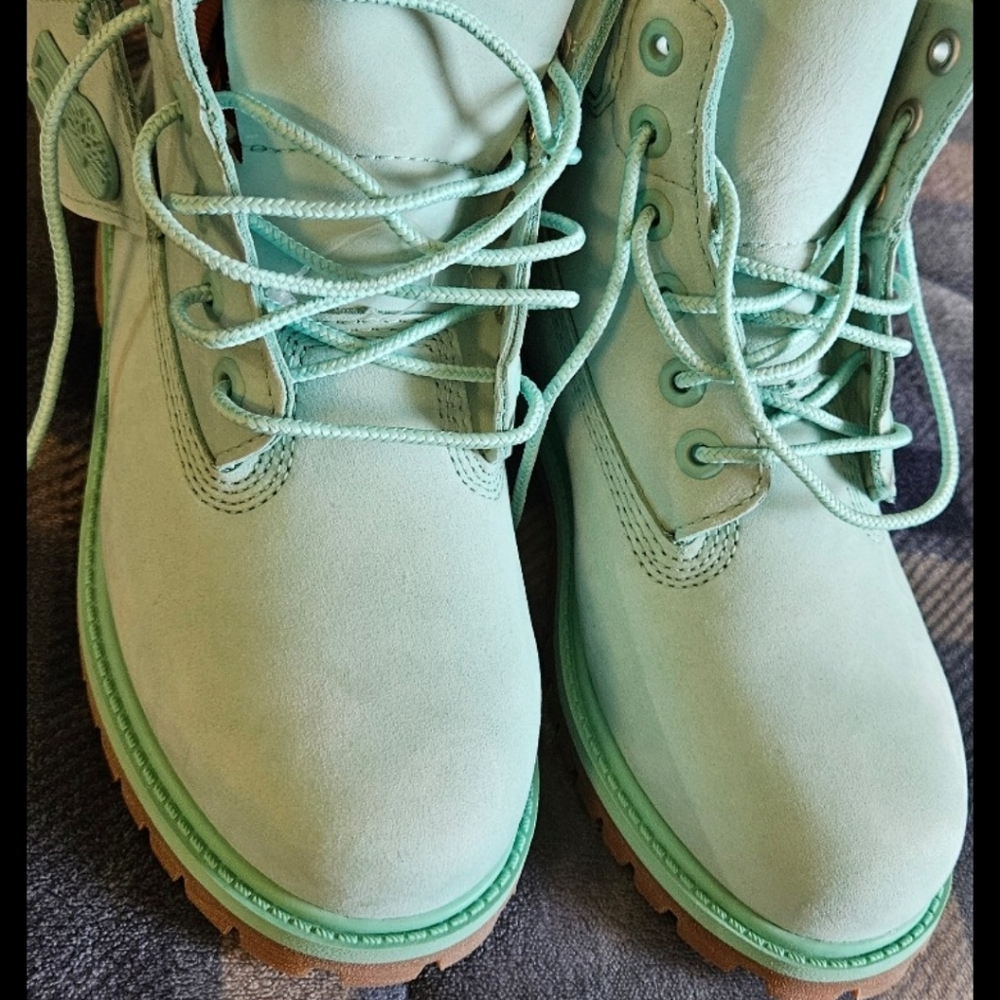 Girls Timberland Boots - Picture 7 of 7